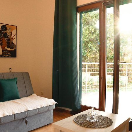 Apartman Mia Risan Bagian luar foto