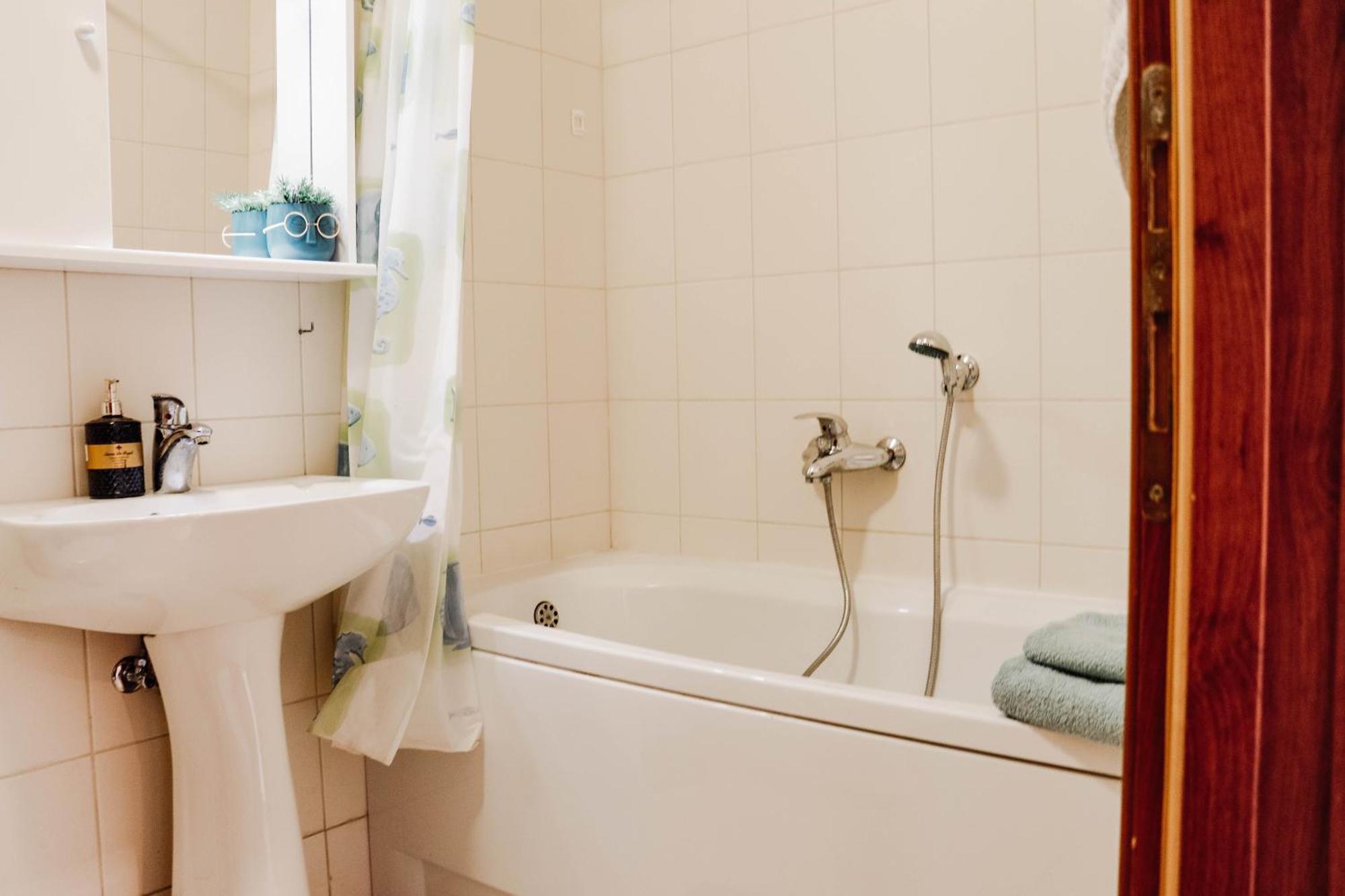 Apartman Mia Risan Bagian luar foto